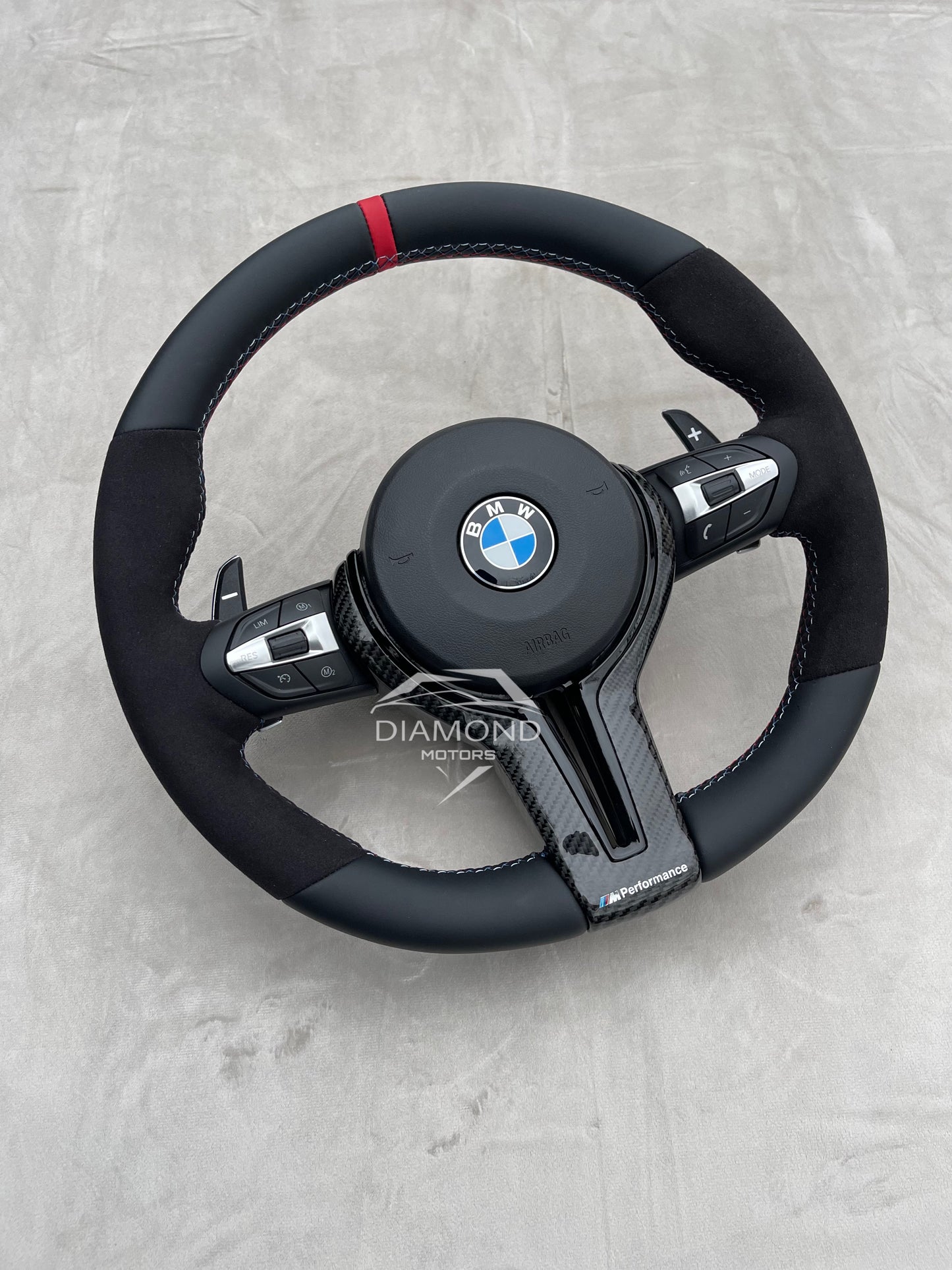 Volant Semi-Alacantara pour BMW série 5, 6, 7