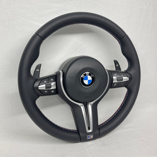 Volant en cuir pour BMW Série 1, 2, 3, 4 et X1 à X6
