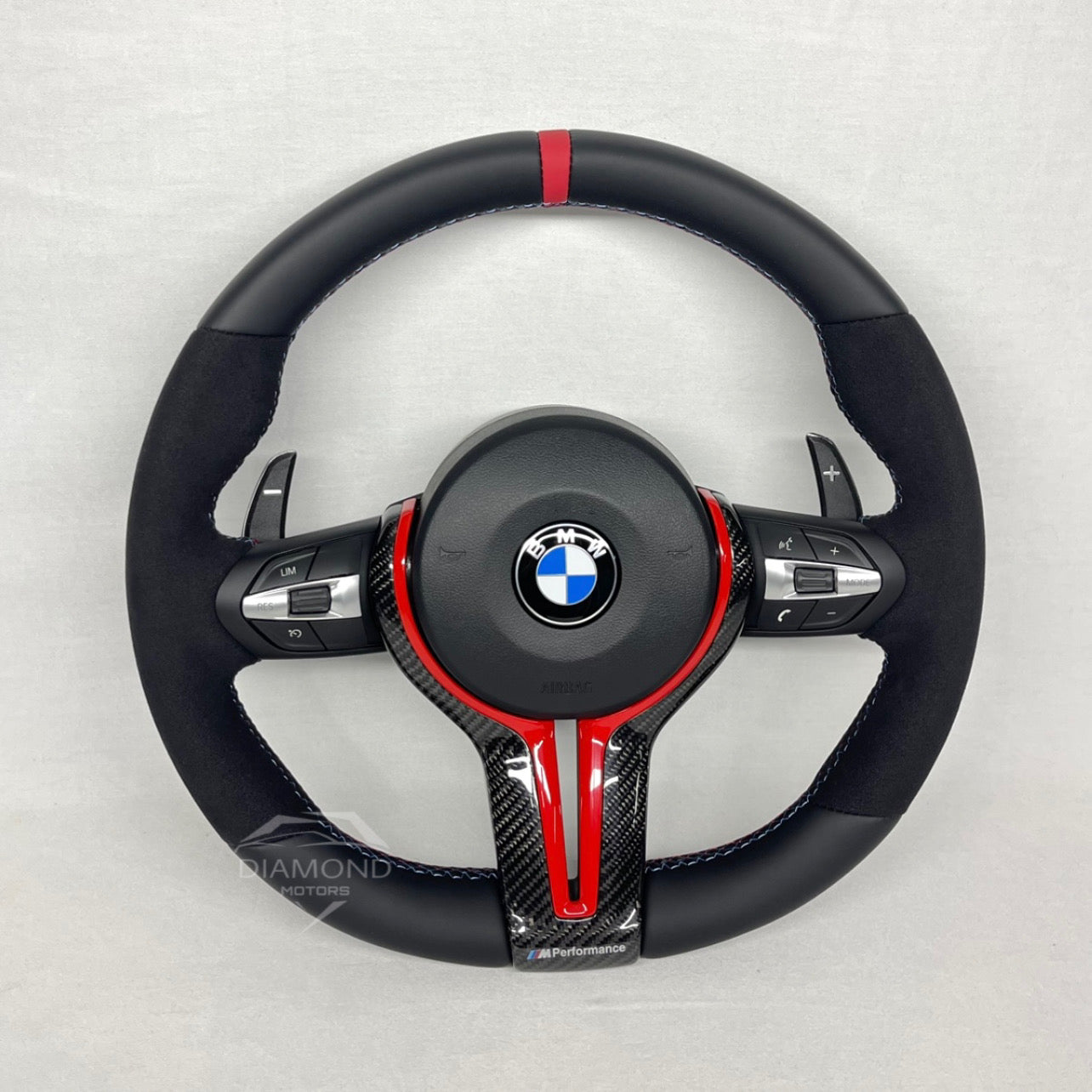 Volant Semi-Alcantara Carbone rouge pour BMW Série 5, 6, 7