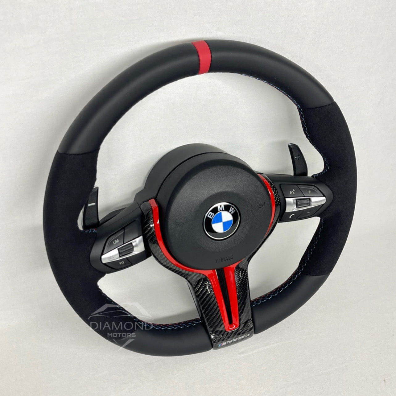 Volant Semi-Alcantara Carbone rouge pour BMW Série 5, 6, 7