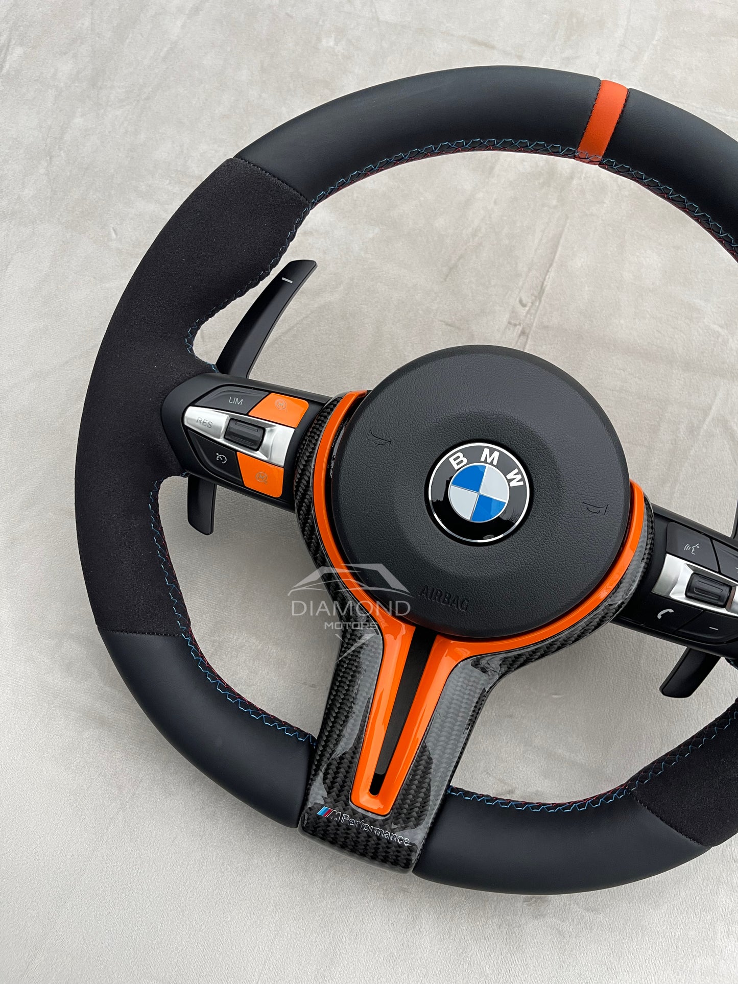 Volant Semi-Alcantara pour BMW série 5, 6, 7